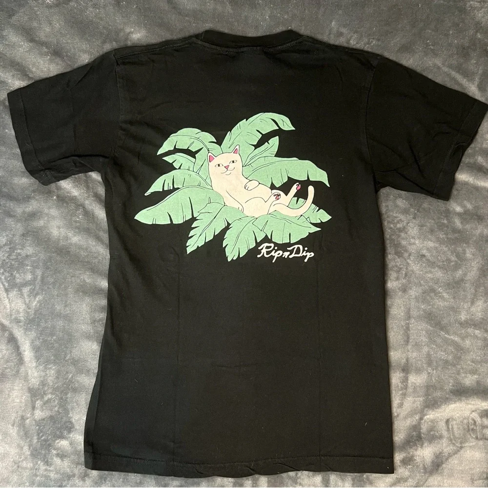 Nermal Leaf Pocket T-Shirt - Picture 3 of 6